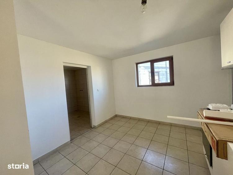 Casă cu 3 camere în Vicovu de Sus