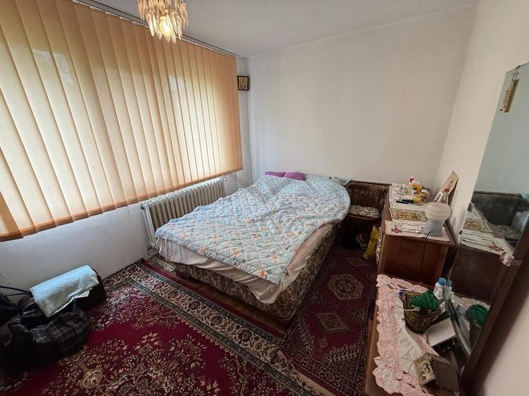 Apartament cu 2 camere semidecomandat în Tătărași
