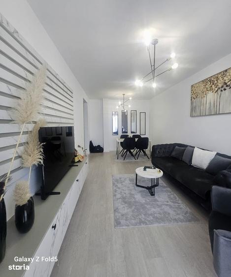 Apartament cu 2 camere decomandat în Decebal — fotografia 3