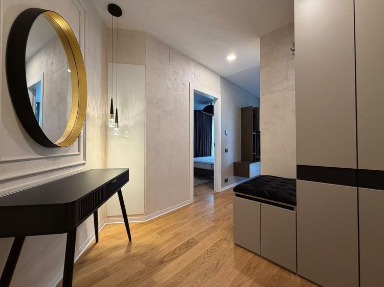 Apartament cu 2 camere semidecomandat, mobilat în Barbu Văcărescu