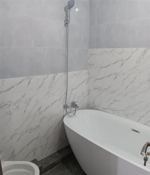 Casă individuală cu 4 camere cu Teren 440 Mp în Valea Adâncă