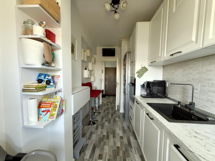 Apartament cu 2 camere decomandat, mobilat în Titan