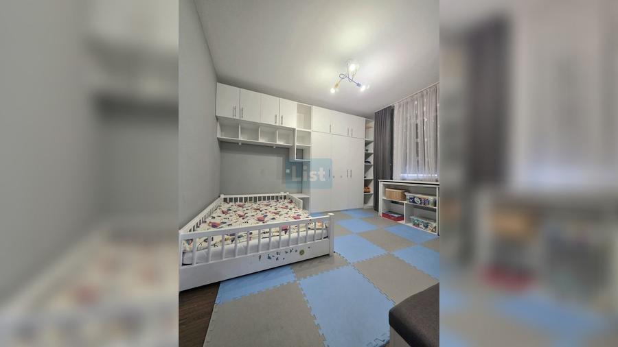 Apartament cu 3 camere semidecomandat, mobilat în Florești