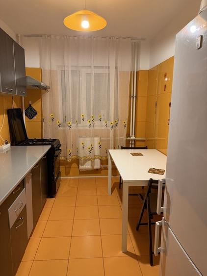 Apartament cu 2 camere decomandat în Gorjului