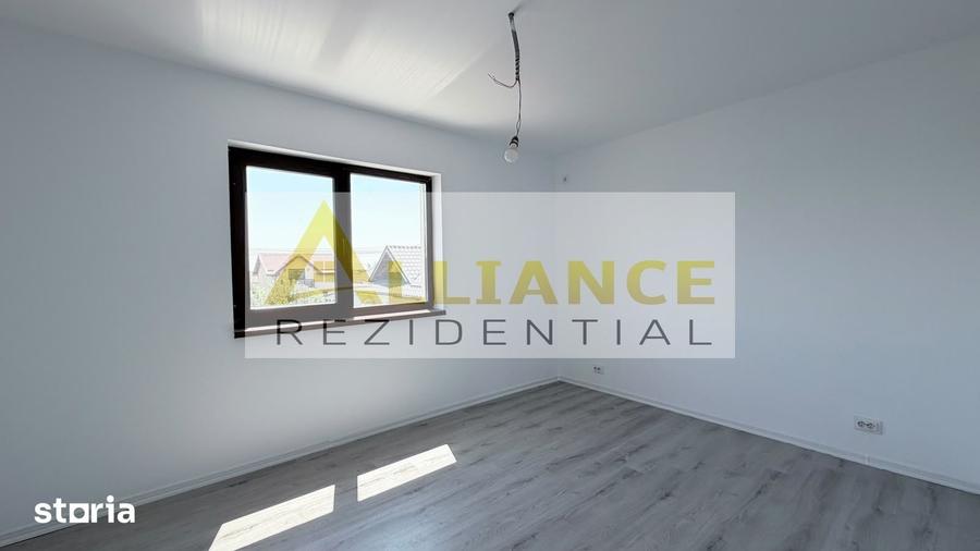 Casă cu 4 camere cu Teren 320 Mp în Grivița