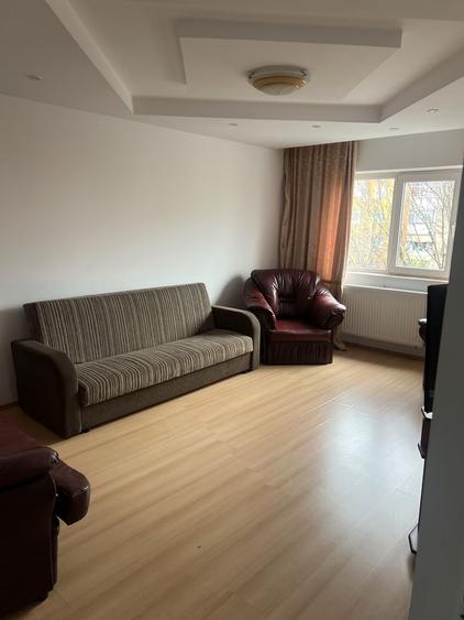 Apartament cu 2 camere decomandat în Mihai Bravu