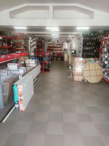 Spațiu comercial, de 160 mp, în Micro 11