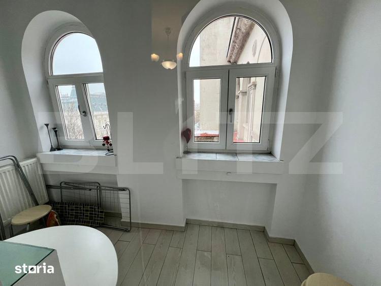Apartament cu 2 camere, mobilat în Central