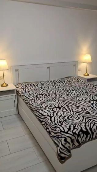 Apartament cu 2 camere decomandat în Girocului