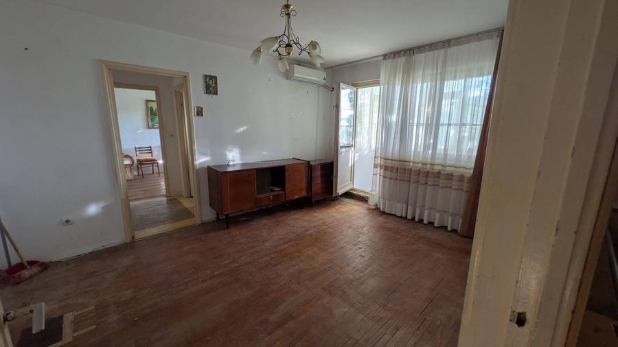 Apartament cu 2 camere semidecomandat în Cornișa
