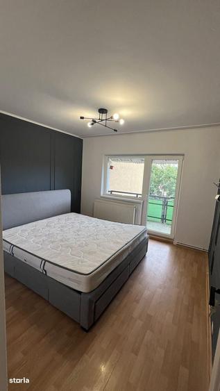 Apartament cu 2 camere decomandat în Micro 17
