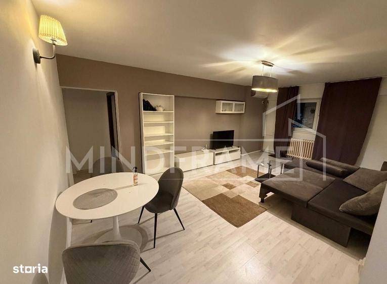 Apartament cu 3 camere în Tineretului