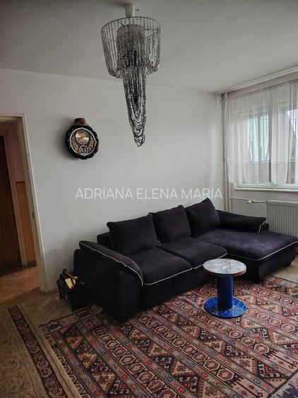 Apartament 2 camere, semidecomandat, etaj 9 10, zona vest