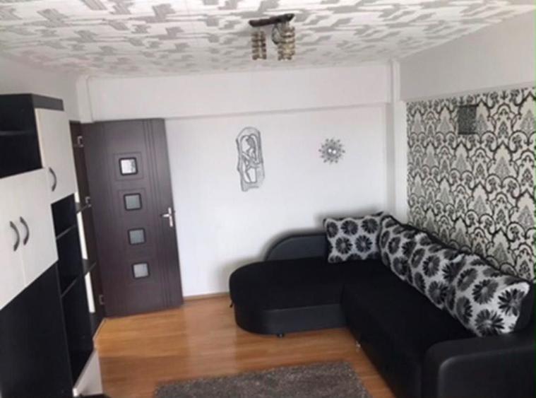 Apartament cu 2 camere decomandat în Ultracentral