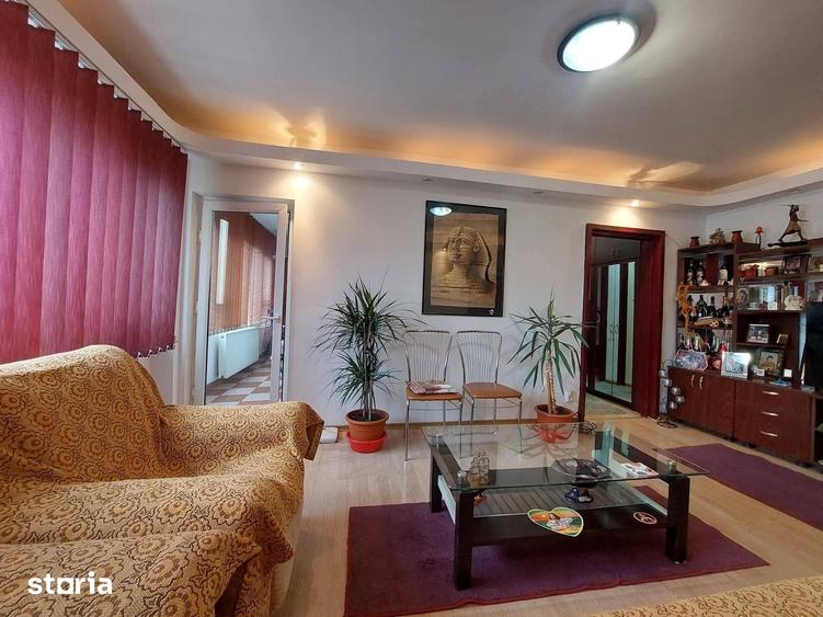 Apartament cu 2 camere semidecomandat în Colentina