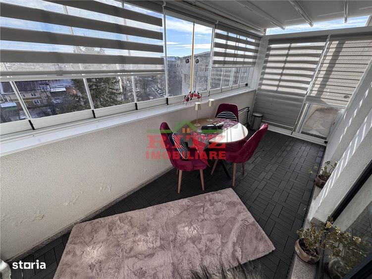 Apartament cu 2 camere decomandat în Central