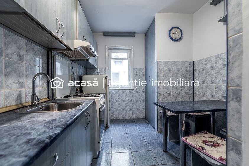 Apartament cu 3 camere decomandat, mobilat în Podgoria