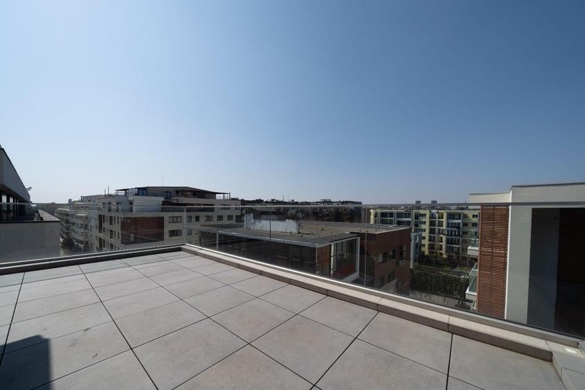 Apartament cu 3 camere decomandat, mobilat în Nordului