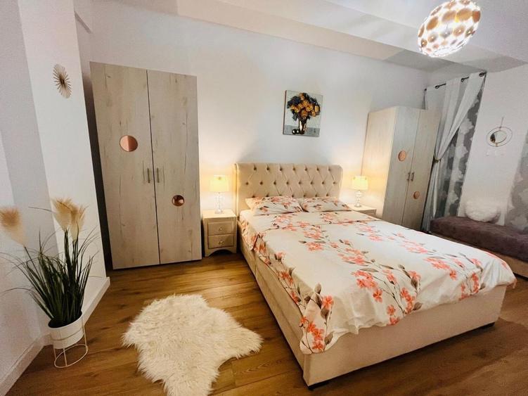 Apartament cu 2 camere decomandat, mobilat în Girocului