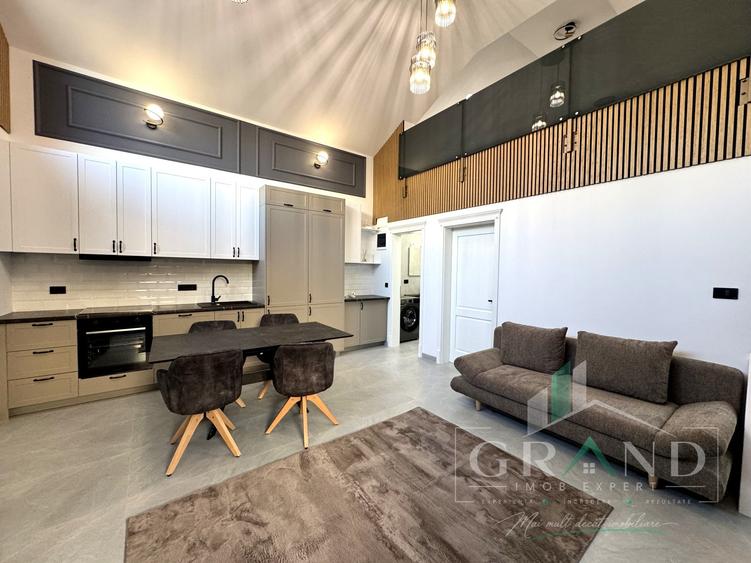 Duplex cu 3 camere cu Canalizare în Între Lacuri