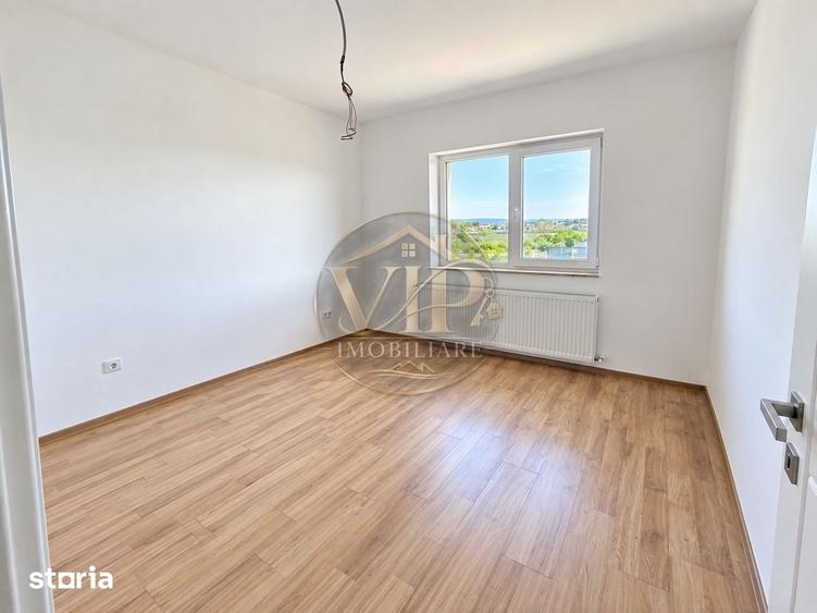 Casă cu 4 camere cu Teren 300 Mp în Central