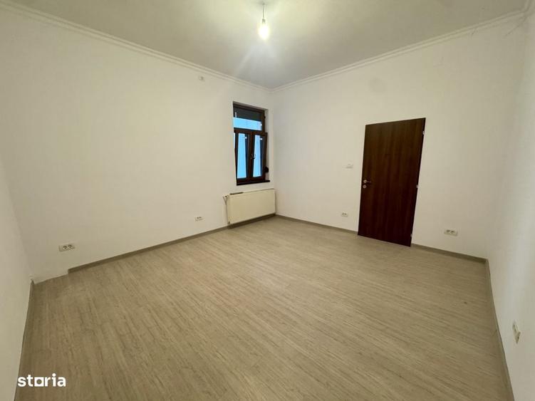 Vand apartament 2 camere, renovat, central-Turnul de Apa - 2