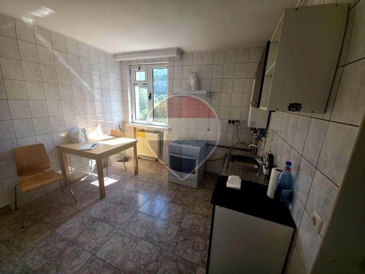 Apartament 2 camere de închiriat | Central Piatra-Neamț - 2