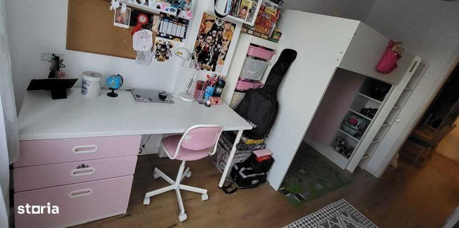 Apartament cu 3 camere, mobilat în Sud