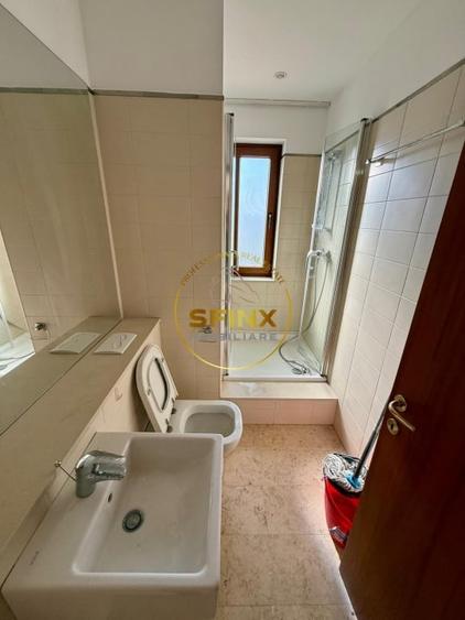 Apartament cu 3 camere semidecomandat, mobilat în Floreasca