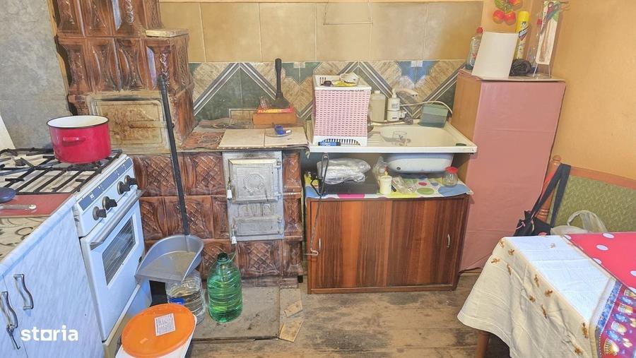 Casă cu 2 camere în Viile Noi