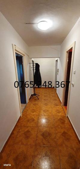 Apartament cu 2 camere decomandat în Drumul Taberei — fotografia 2