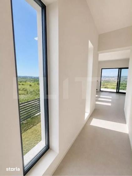 Casă cu 6 camere cu Teren 479 Mp în Sopor