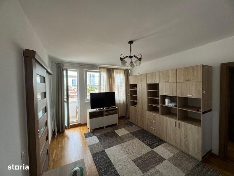 Apartament cu 2 camere semidecomandat în 1 Mai