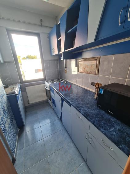 Apartament cu 2 camere decomandat, mobilat în Podul de Piatră