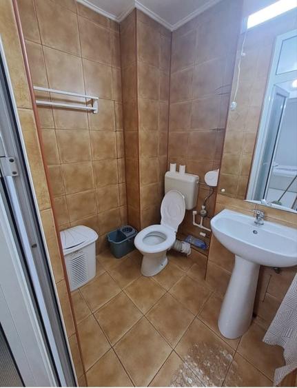 Garsonieră decomandată în Exercițiu