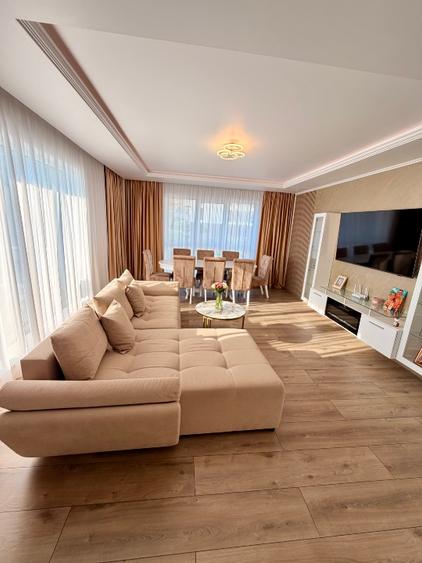 Apartament cu 3 camere decomandat în Florești