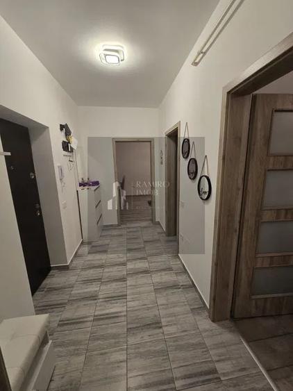Apartament cu 2 camere decomandat în Metalurgiei