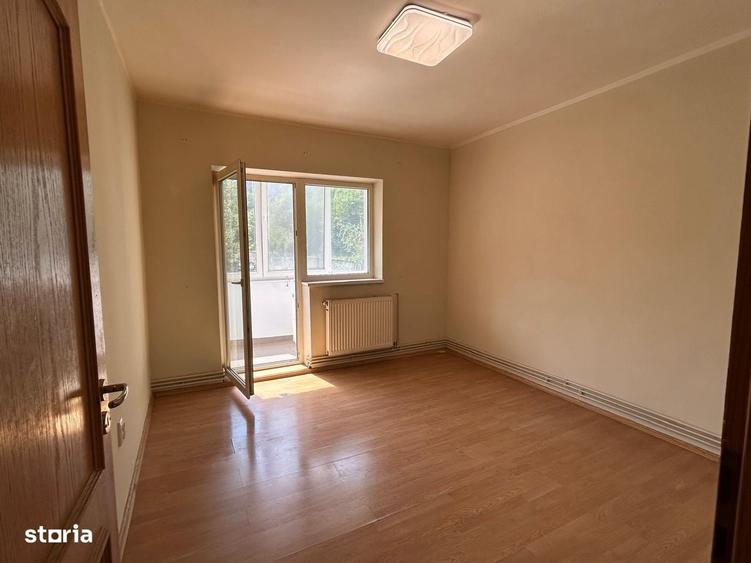 Apartament cu 2 camere decomandat în Răcădău
