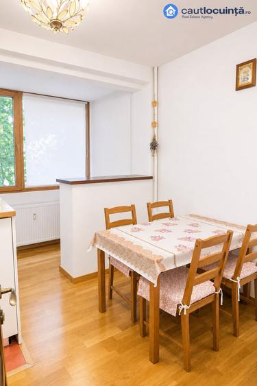 Apartament cu 3 camere în Câmpia Libertății