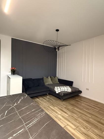 Apartament cu 2 camere decomandat, mobilat în Girocului