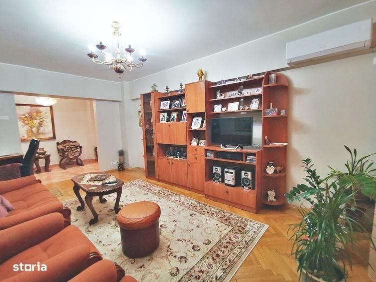 Apartament cu 4 camere în Ultracentral