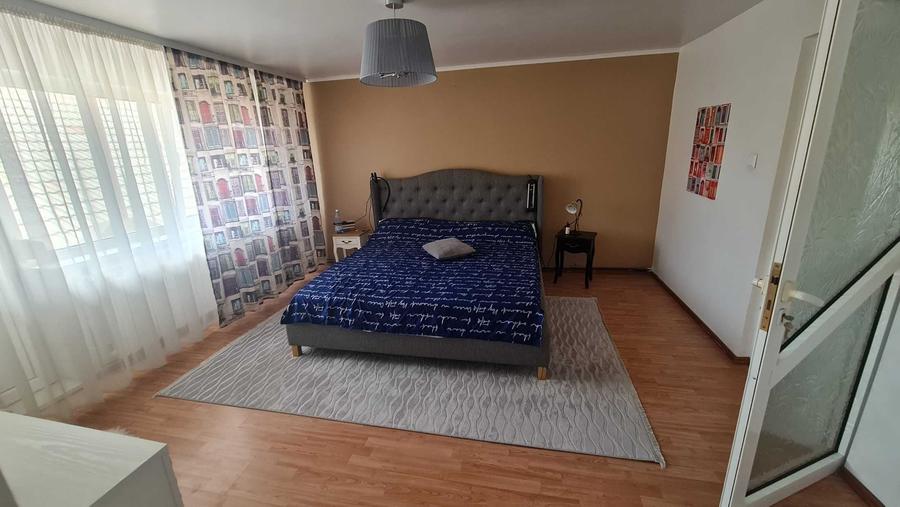 Casă cu 4 camere în Valu lui Traian