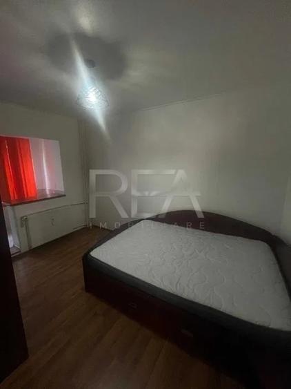 Apartament cu 3 camere decomandat, mobilat în Dristor