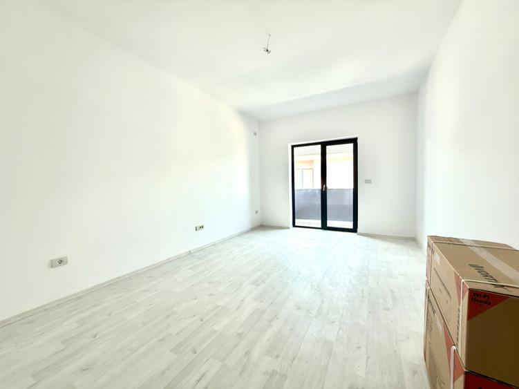 Apartament cu 2 camere decomandat în Giroc