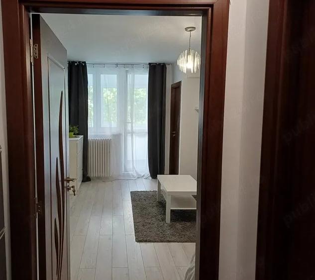 Garsonieră semidecomandată, mobilată în Colentina
