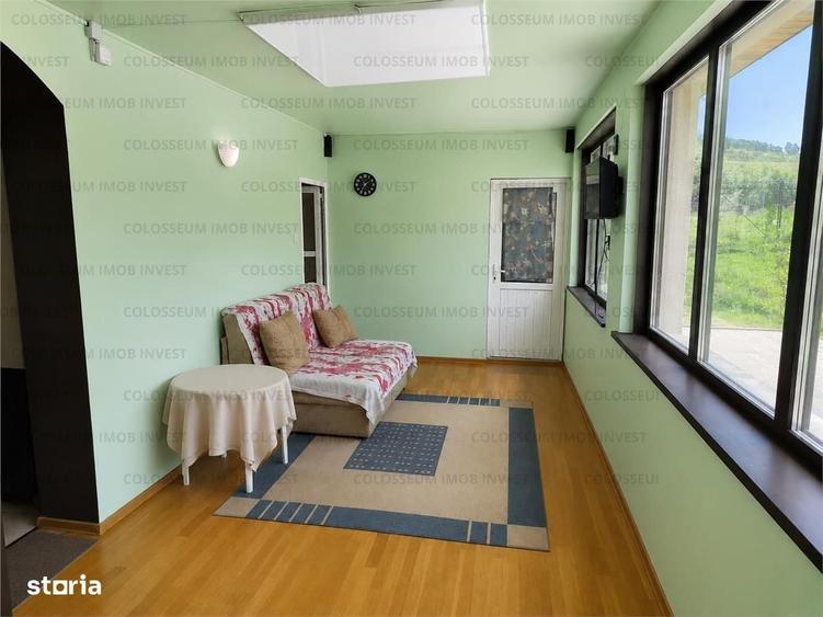 Casă cu 3 camere în Araci