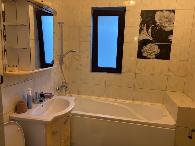 Apartament cu 2 camere decomandat, mobilat în Valea Lupului