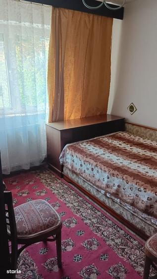 Apartament cu 2 camere semidecomandat în Micro 9