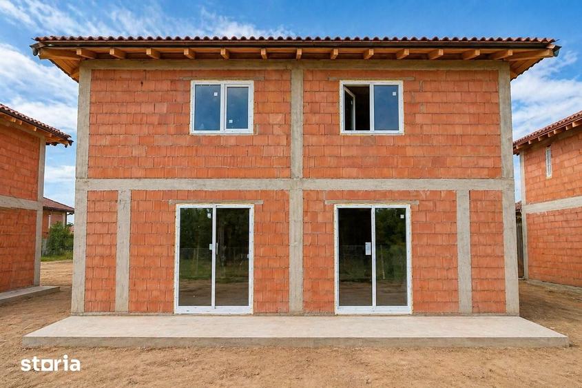 Casă cu 3 camere cu Teren 200 Mp în Remetea Mare