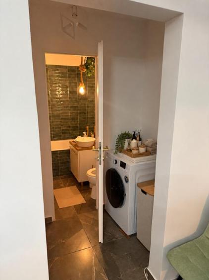 Apartament cu 2 camere semidecomandat, mobilat în Giurgiului